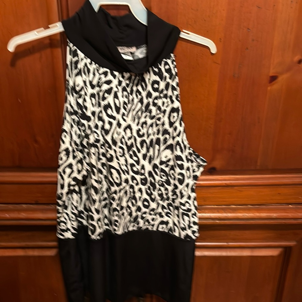 Ladies size L halter top in black animal print